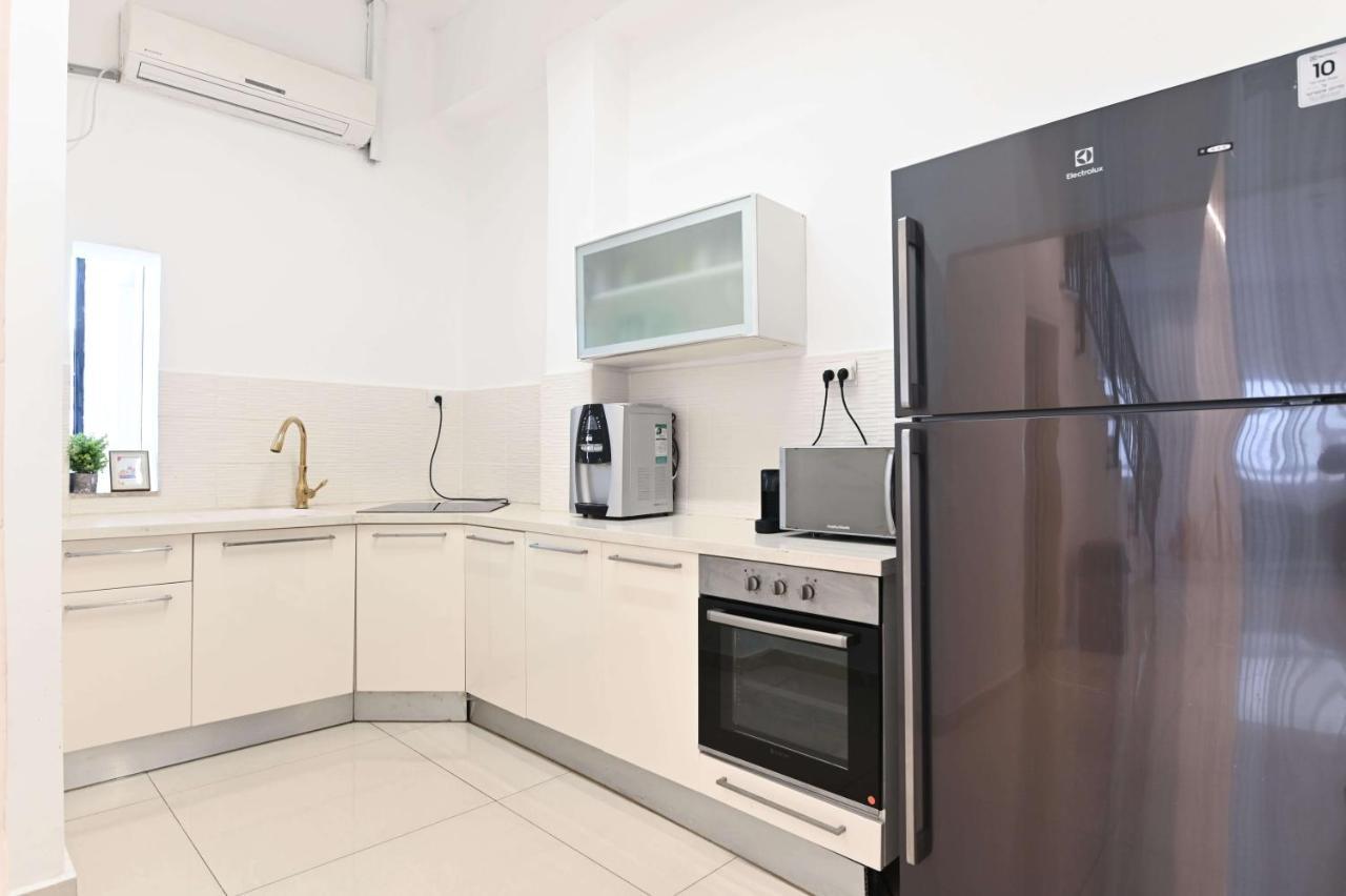 티베리아 Yalarent Promenade Amazing 3Br Apt With Roof Terrace 아파트 외부 사진